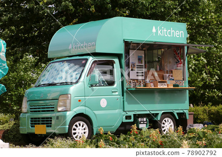 Mobile sales car for coffee and ice cream Mobile sales car for coffee and ice cream 78902792