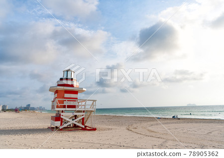 Lifeguard tower at Miami beach in Florida, USA. Red and white lighthouse design lifeguard tower Lifeguard tower at Miami beach in Florida, USA. Red and white lighthouse design lifeguard tower 78905362