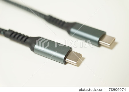 兩端的 USB Type-C 電纜 78906074