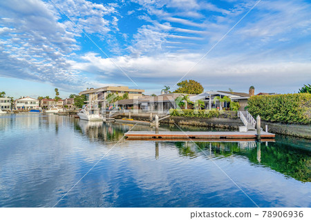 Serene seaside scenery at a neighborhood in Huntington Beach on a cloudy day 78906936