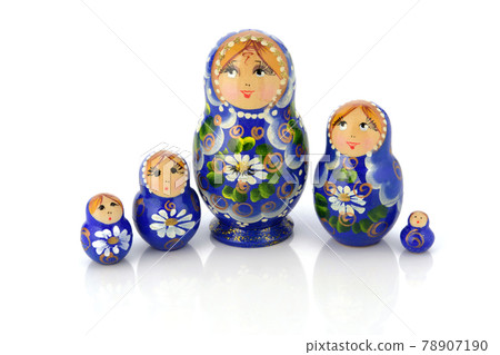 Matryoshka family traditional wooden dolls 78907190