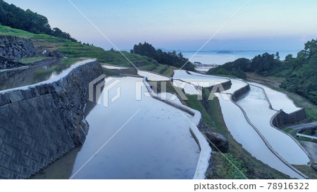 倒影谷水梯田 78916322