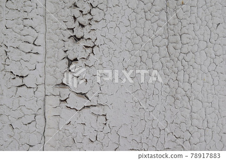 Cracked white paint Cracked white paint 78917883