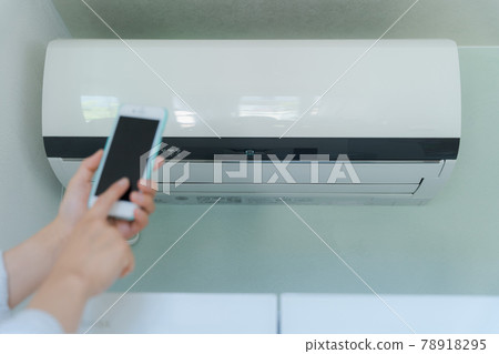 Parts cut to operate the air conditioner with a smartphone 78918295