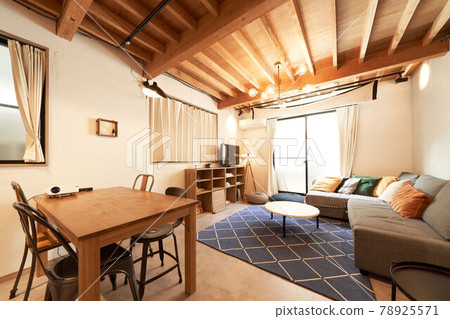 Designer's house living dining image Designer's house living dining image 78925571