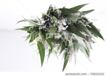 綠色乾花花環 78928201