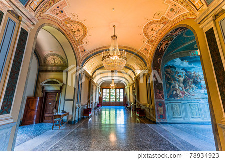 interiors of Villa Carlotta, lake Como, Tremezzo, italy 78934923