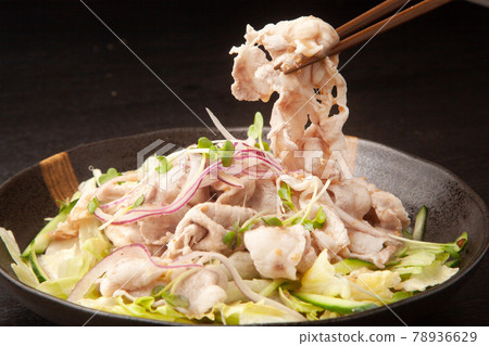 Sesame sauce cold shabu-shabu 78936629