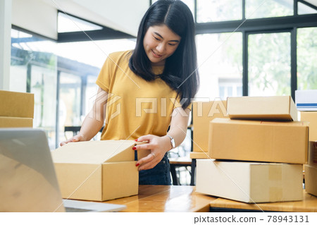 Online small business owner. 78943131