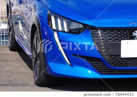 Imported car image Peugeot 208 front mask 78944433
