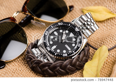 luxury wristwatch for men luxury wristwatch for men 78947448