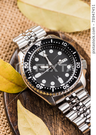 luxury wristwatch for men luxury wristwatch for men 78947451