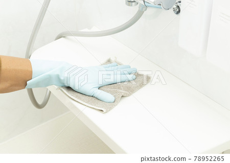 Bathroom cleaning Bathroom cleaning 78952265