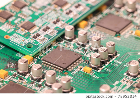 Square semiconductors and rectangular semiconductors Square semiconductors and rectangular semiconductors 78952814