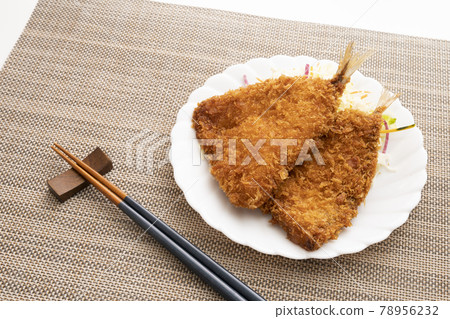 炸竹莢魚 炸竹莢魚 78956232
