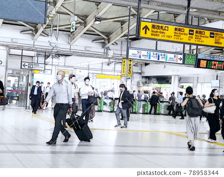 車站內 車站內 78958344