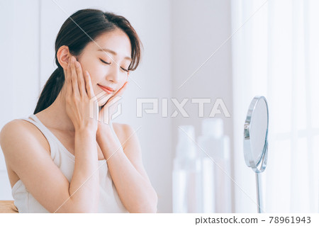 Women beauty 78961943