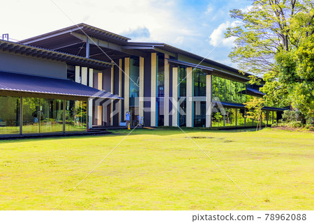 Early summer murmuring hall 3 78962088