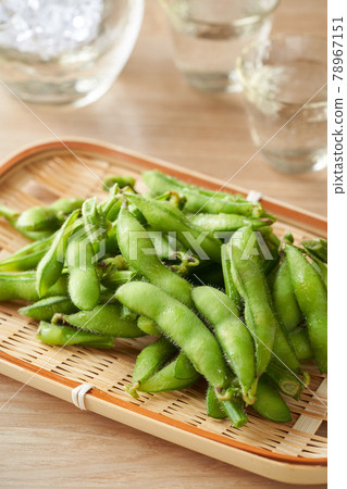 Edamame served in a colander Edamame served in a colander 78967151