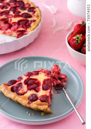 Strawberry tart on the table Strawberry tart on the table 78974951