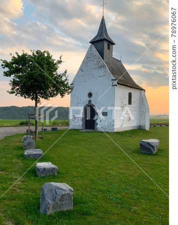 The chapel of Try-au-Chene, also called chapel of Notre-Dame de Hault, rural chapel located in Bousval, Belgium 78976067