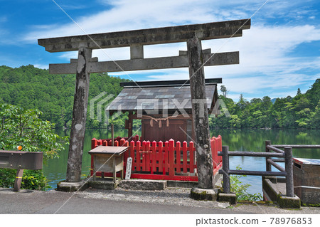 [Ike Shrine] Ikemine, Shimokitayama Village, Yoshino District, Nara Prefecture 78976853