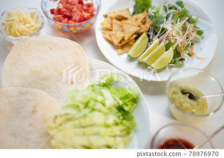 Mexican food classic tacos Mexican food classic tacos 78976970