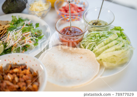 Mexican food classic tacos Mexican food classic tacos 78977029