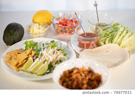 Mexican food classic tacos Mexican food classic tacos 78977031