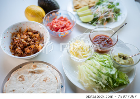 Mexican food classic tacos Mexican food classic tacos 78977367