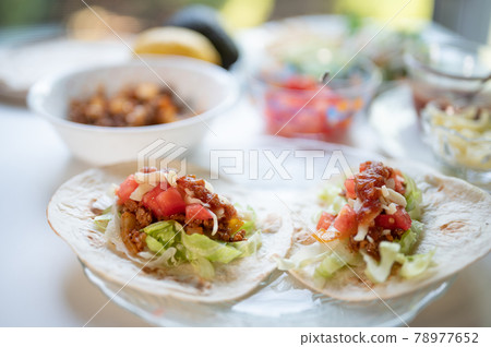 Mexican food classic tacos Mexican food classic tacos 78977652