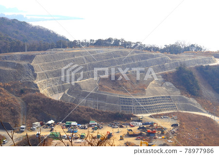 Final disposal site (Yoshimo management site) located next to Cape Bisha, the westernmost part of Honshu Final disposal site (Yoshimo management site) located next to Cape Bisha, the westernmost part of Honshu 78977986