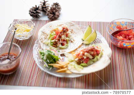 Mexican food classic tacos Mexican food classic tacos 78978577