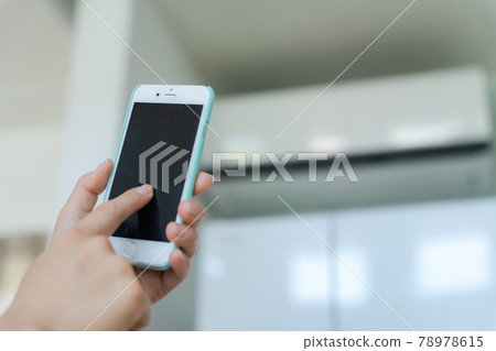如何使用智能手機操作空調 78978615