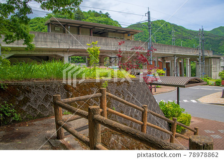 日光市站前川路湯本站周邊風景 78978862