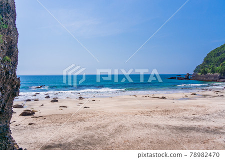 (Shizuoka Prefecture) Kisami Ohama Beach in Izu Shimoda, a beach full of tropical atmosphere (Shizuoka Prefecture) Kisami Ohama Beach in Izu Shimoda, a beach full of tropical atmosphere 78982470
