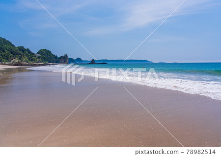 (Shizuoka Prefecture) Kisami Ohama Beach in Izu Shimoda, a beach full of tropical atmosphere 78982514