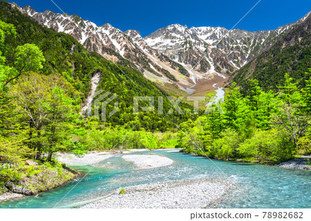 《Nagano Prefecture》Fresh green Kamikochi, Takezawa and Azusa River 78982682