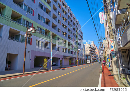 向北看東京都豐島區巢鴨四丁目與西巢鴨三丁目邊界（永和通） 78985933