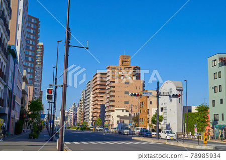 位於東京都豐島區巢鴨四丁目十字路口附近的白山大道(巢鴨五丁目、四丁目) 位於東京都豐島區巢鴨四丁目十字路口附近的白山大道(巢鴨五丁目、四丁目) 78985934