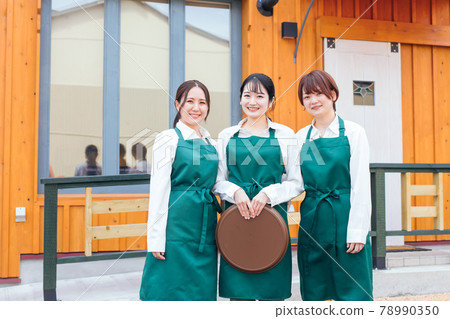 咖啡廳/餐廳/咖啡店/餐廳員工 78990350