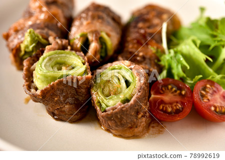 Amazake miso sauce lettuce meat roll Amazake miso sauce lettuce meat roll 78992619