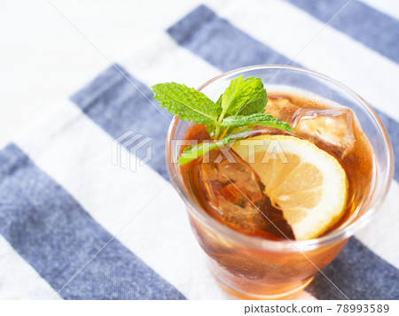 Ice lemon tea 78993589