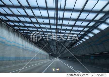 隔音隧道 78995003