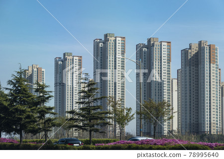 路邊公寓 78995640