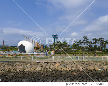 Jeongseojin's Observatory Jeongseojin's Observatory 78995809
