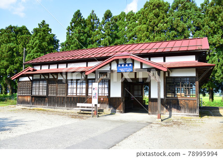 2020年夏天山形鐵道花長井線和火車窗外的風景 78995994