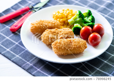 蟹奶油炸肉餅 蟹奶油炸肉餅 78998245