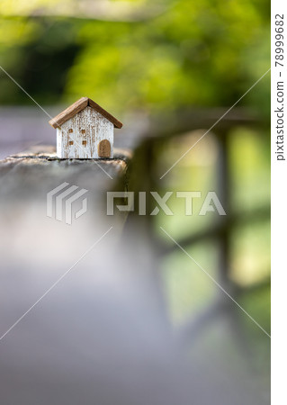 Little cute wooden house Little cute wooden house 78999682