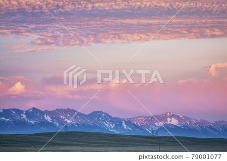 Medicine Bow Mountains at dusk Medicine Bow Mountains at dusk 79001077